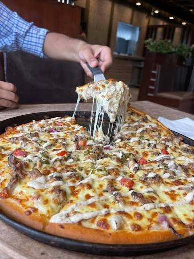 Best Pizza in Peshawar Saddar Best Pizza in Peshawar Saddar