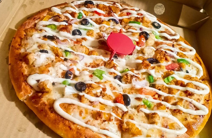 Best pizza restaurant near Gulbahar